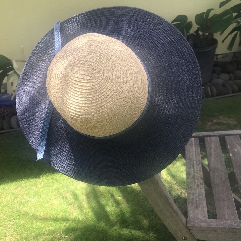 - Beach hat Australian - Picture 3 of 7